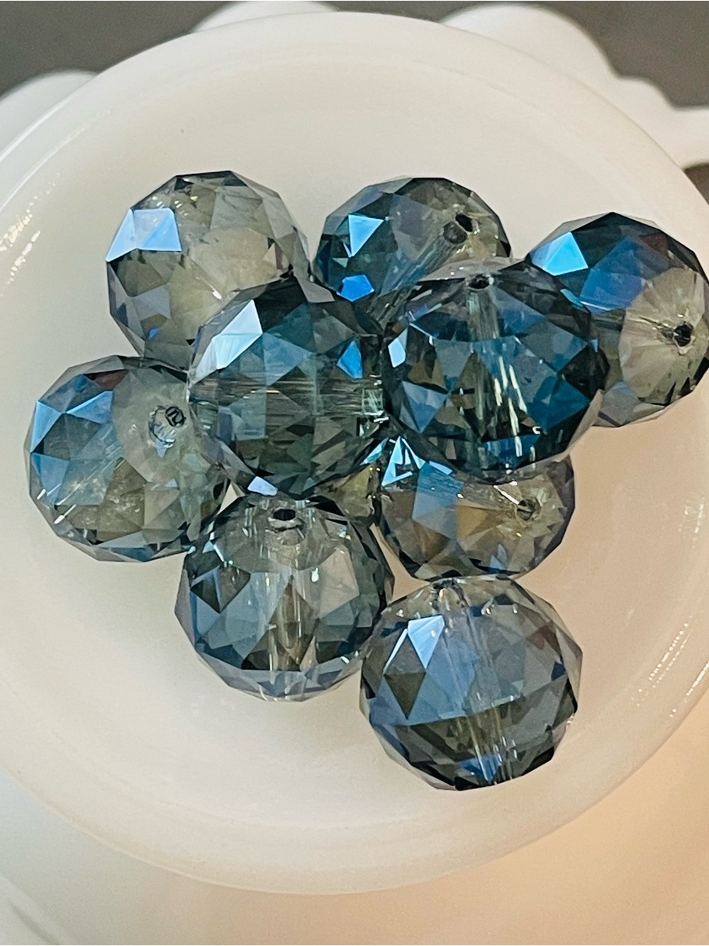 Glass Beads Round Faceted Decorative Crystal Beads in Blue-Gray - Lot of 5